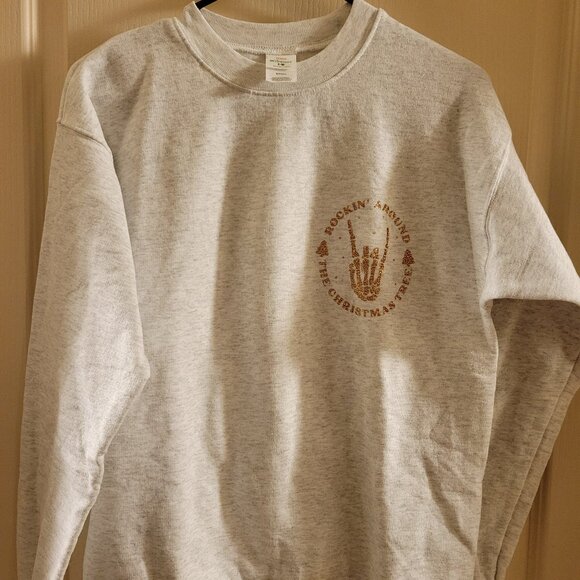 Rockin rAound The Tree Crewneck - Picture 1 of 4
